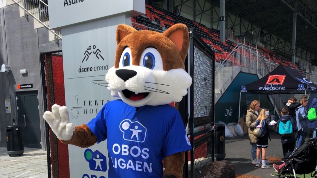 Åpen dag maskot.JPG